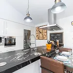 Cubo's Cozy & Modern Sol De Malaga Villa