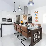 Villa Cubo's Cozy & Modern Sol De Malaga *