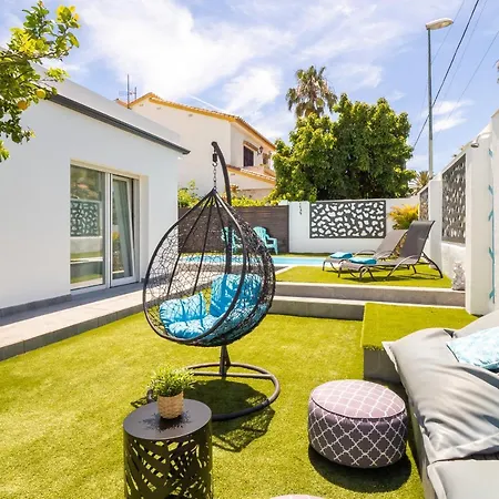 Cubo's Cozy & Modern Sol De Malaga Вилла