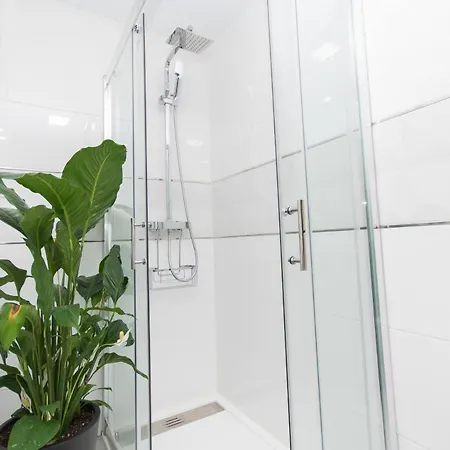 Villa Cubo's Cozy & Modern Sol De Malaga *