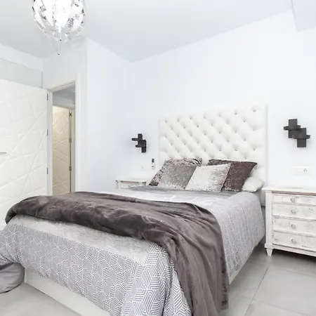 Cubo's Cozy & Modern Sol De Malaga * Torremolinos