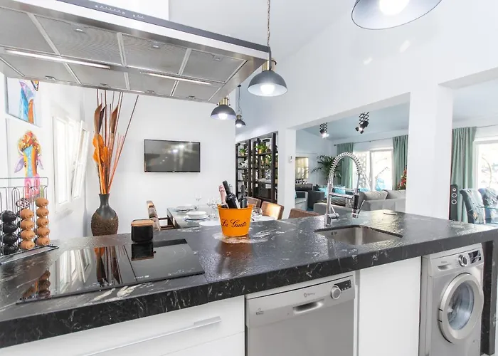 Cubo's Cozy & Modern Sol De Malaga * Torremolinos