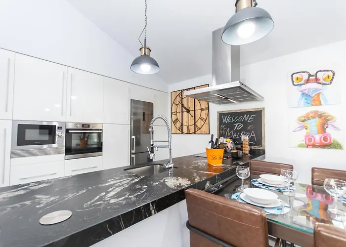 Cubo's Cozy & Modern Sol De Malaga Villa