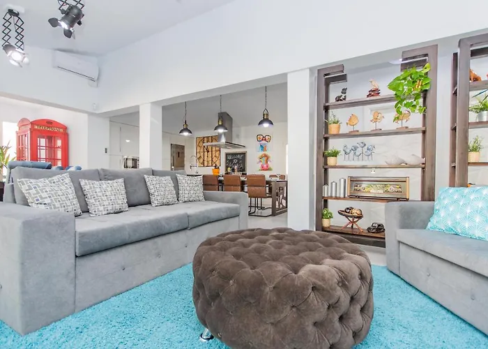 Cubo's Cozy & Modern Sol De Malaga * טורמולינוס